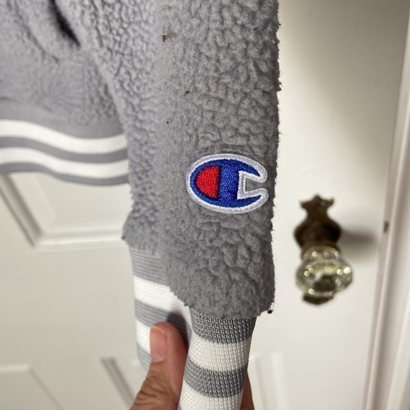 Champion grey teddy bomber jacket - Picture 3 of 4
